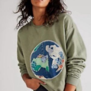Free people Tricia fix earth day sweatshirt size medium